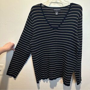 Jones New York V-Neck Sweater Blue and Gold